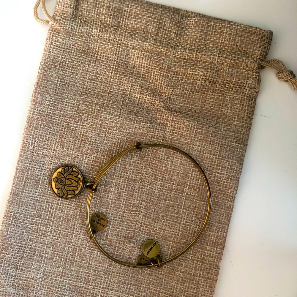 2015 Alex and Ani Lotus Bracelet